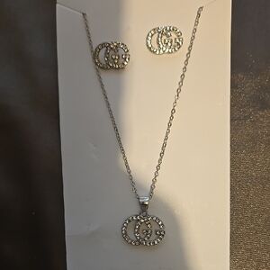 Elegant Silver Necklace and Earring Set